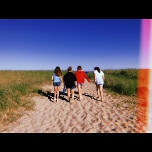 Meet your Posher, Alice